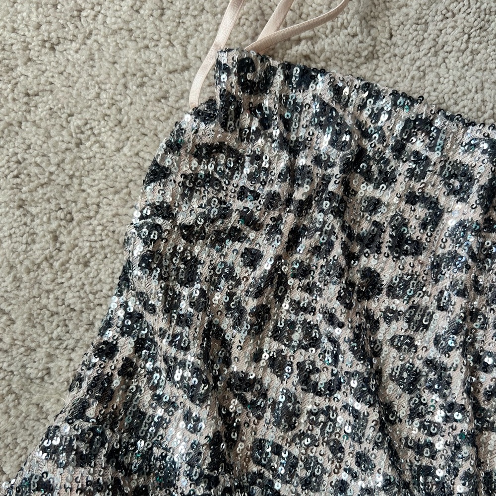 leopard print backless sequin dress! size medium but fits like size small